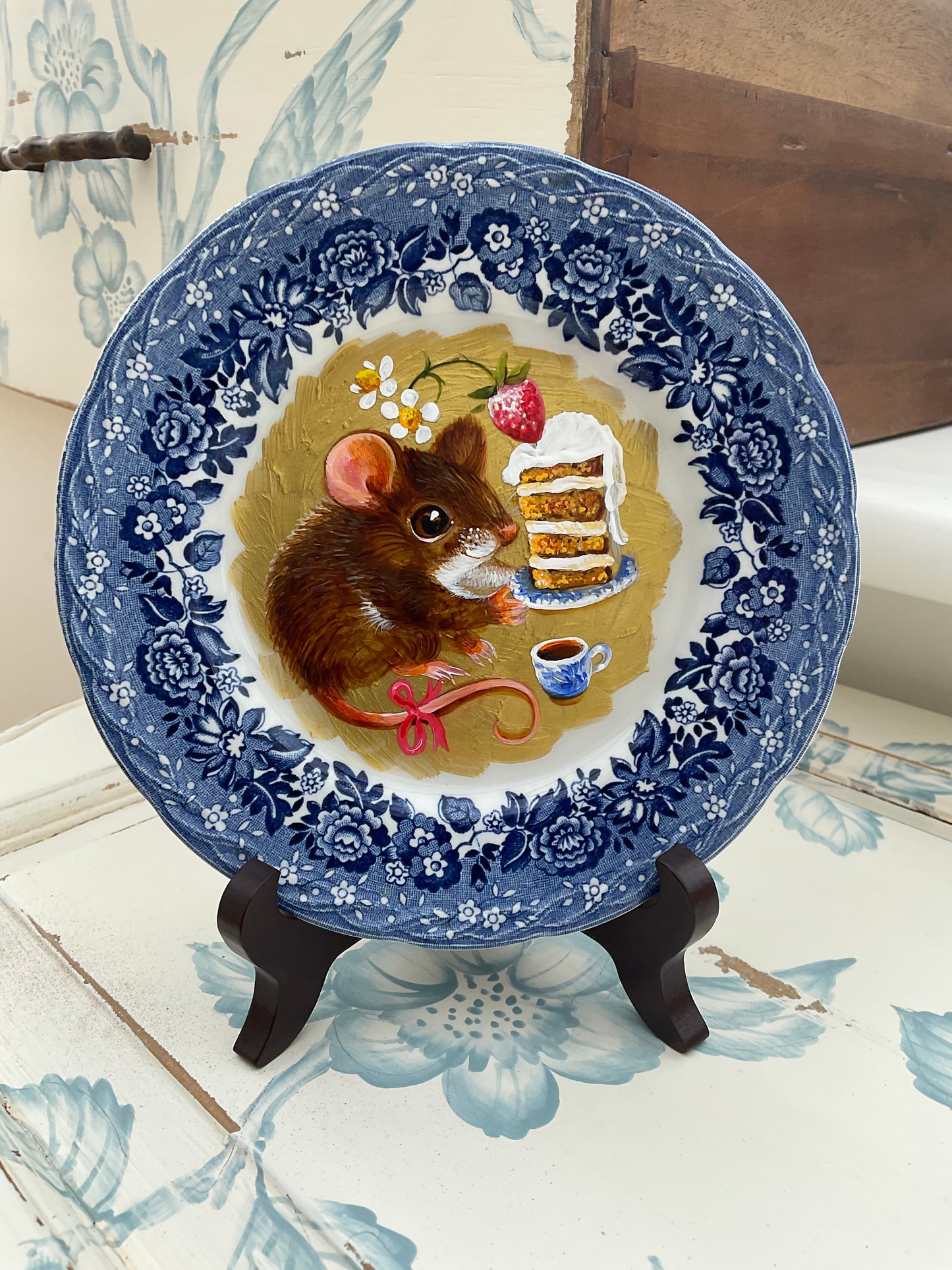 The Slice of Strawberry Cake, baby mouse, decorative saucer